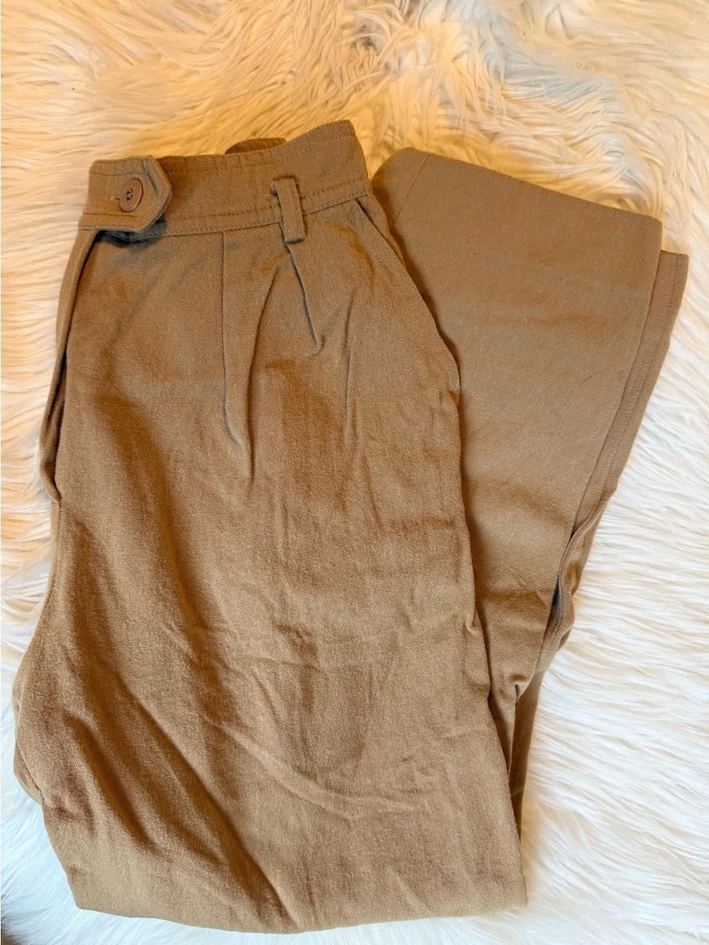 Women’s Escada pleated wool pants